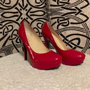 GUESS Red Patent Leather Heels Size 8.5